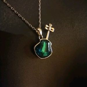 Guitar necklace